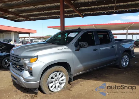 2024 Chevrolet Silverado 1500 2Wd Short Bed Custom z USA, uszkodzony, nr VIN 1GCPABEK6RZ190333